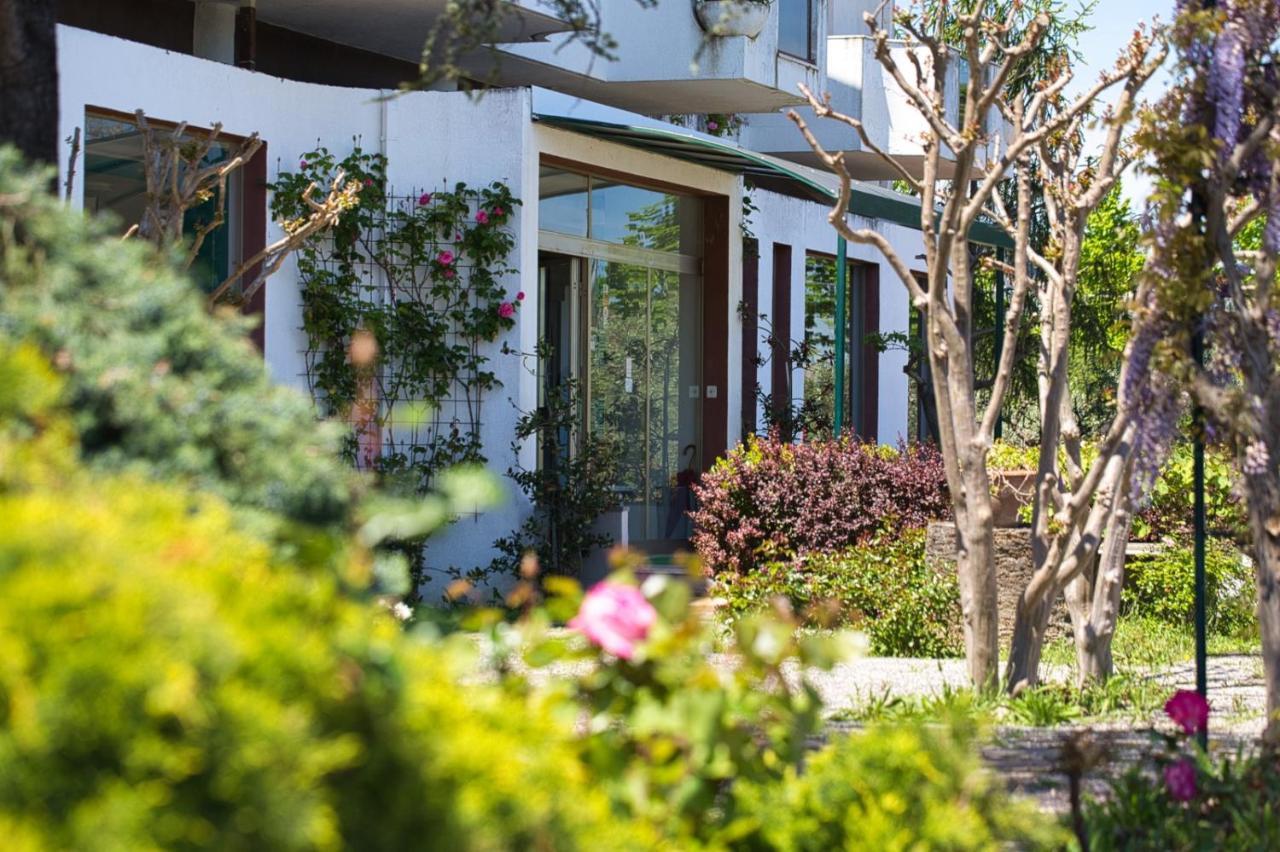Hotel Sporting Vasto Exterior photo