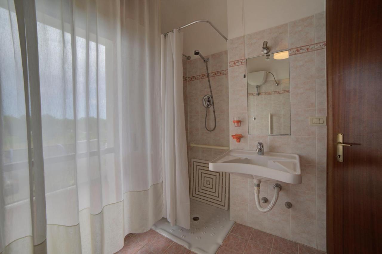 Hotel Sporting Vasto Exterior photo